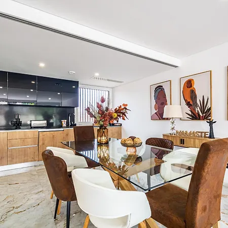 Beguest Luxus * Αλμπουφέιρα