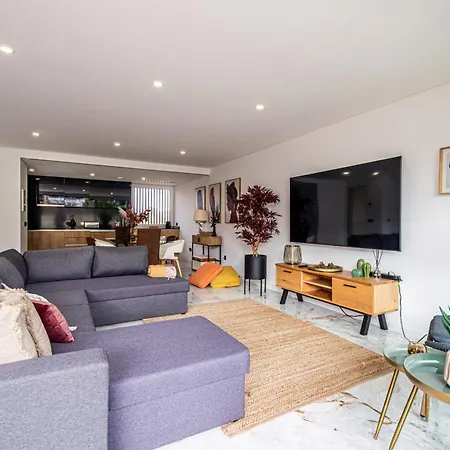 Beguest Luxus * Αλμπουφέιρα